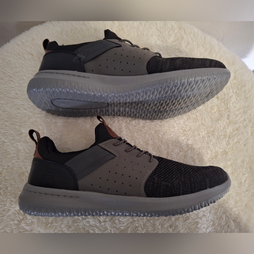 Men's Skechers Black and Gray Delson 3.0 Cicada Sneakers Size 12.